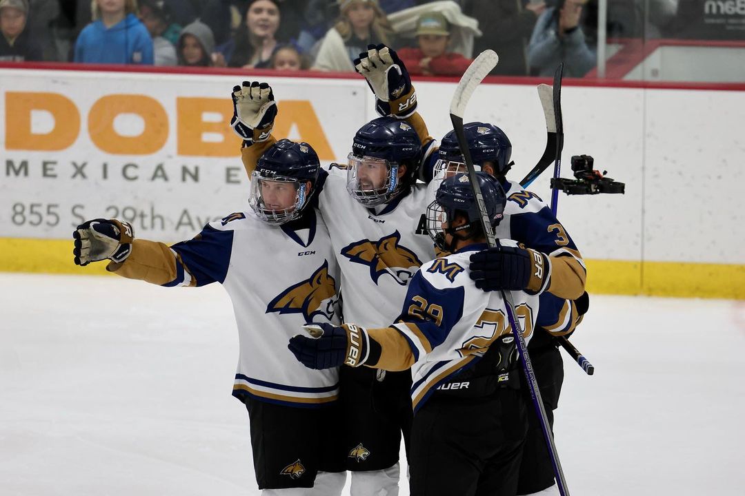 Shots from last night’s 6-3 win over the griz