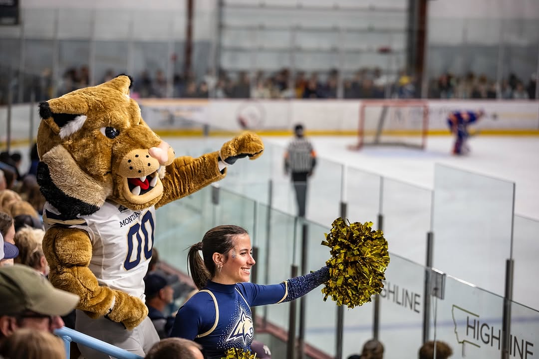 Packed house & a weekend sweep.